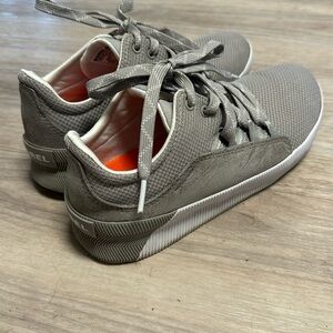 Sorel grey sneakers women’s 6.5
